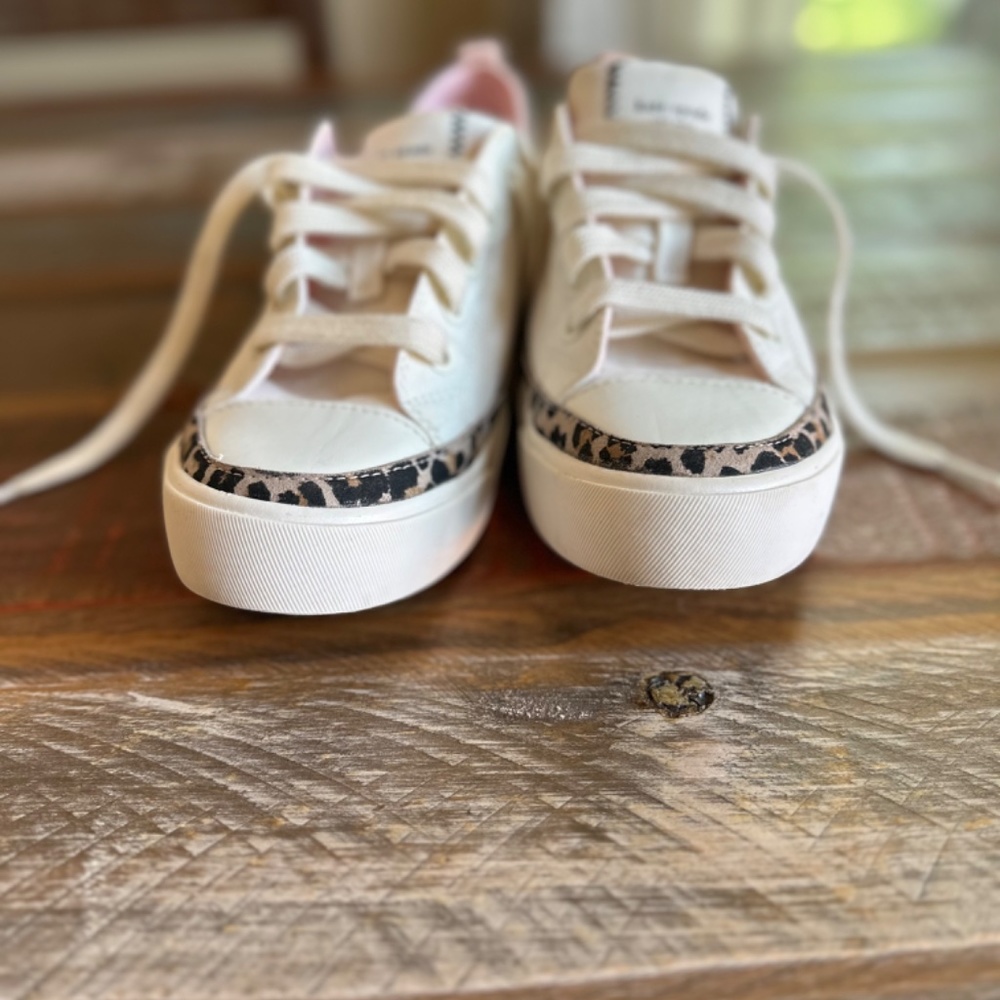 🔥👟👟KATE Spade! Kaia Leopard Print Trim Canvas Sneakers in cream-NEW!!👟👟🔥 - Picture 15 of 16